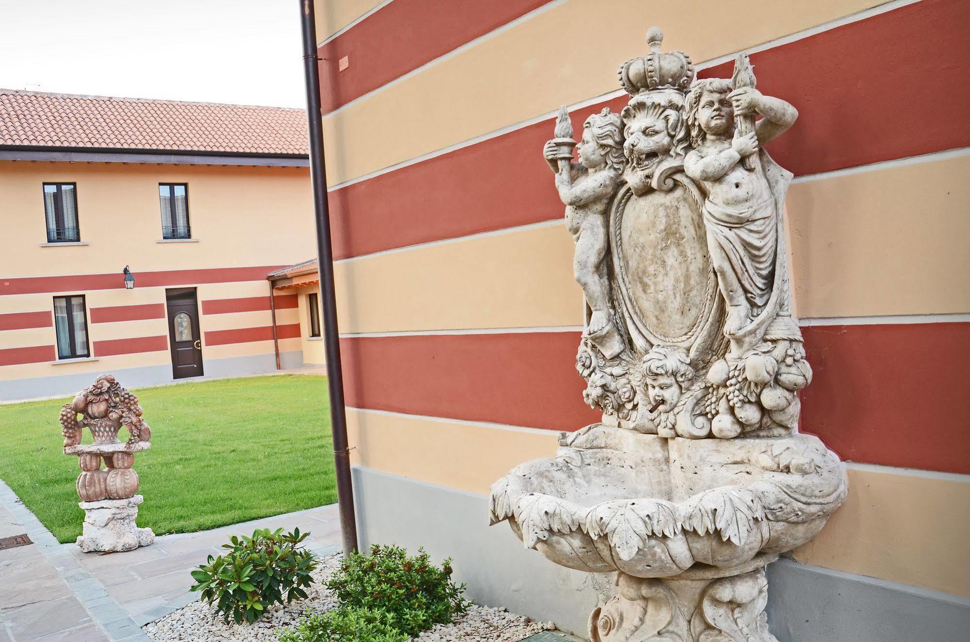 Hotel Villa Borghesi Corte dei Cortesi Buitenkant foto